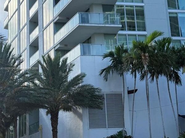 2900 NE 7th Ave, Unit 1407, Miami, FL 33137