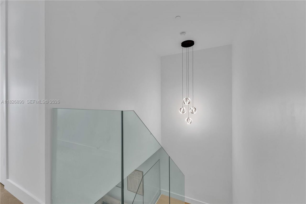 1100 Biscayne Blvd, Unit 4305, Miami, FL 33132 Photo