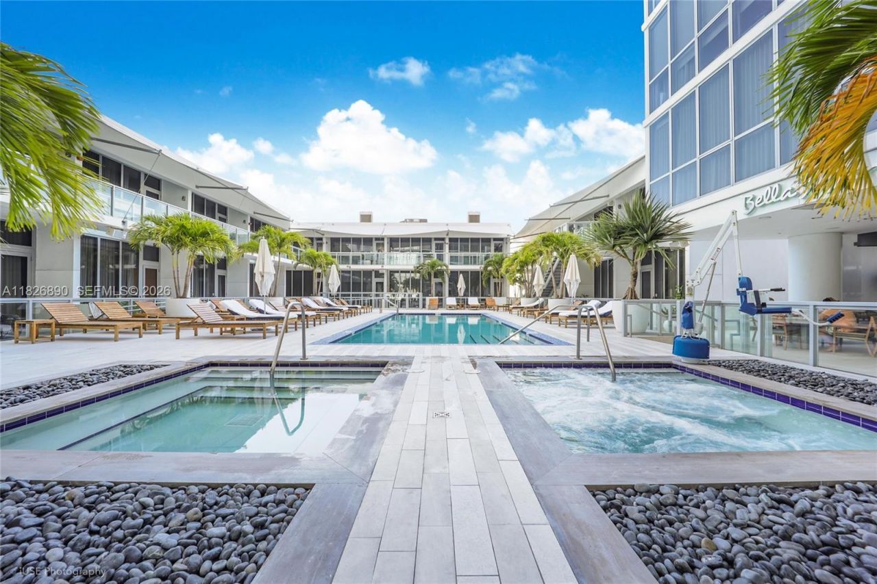 1100 Biscayne Blvd, Unit 4305, Miami, FL 33132 Photo