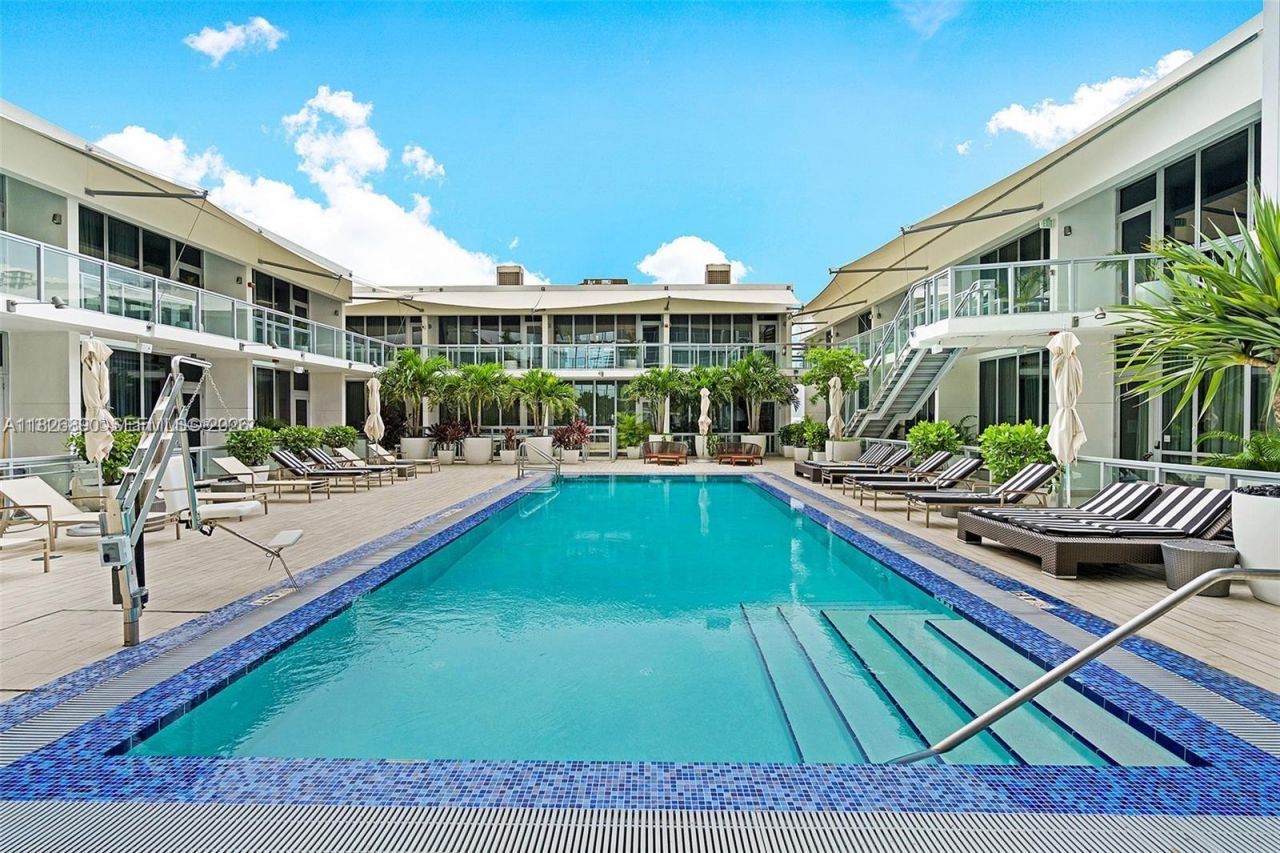 1100 Biscayne Blvd, Unit 4305, Miami, FL 33132 Photo