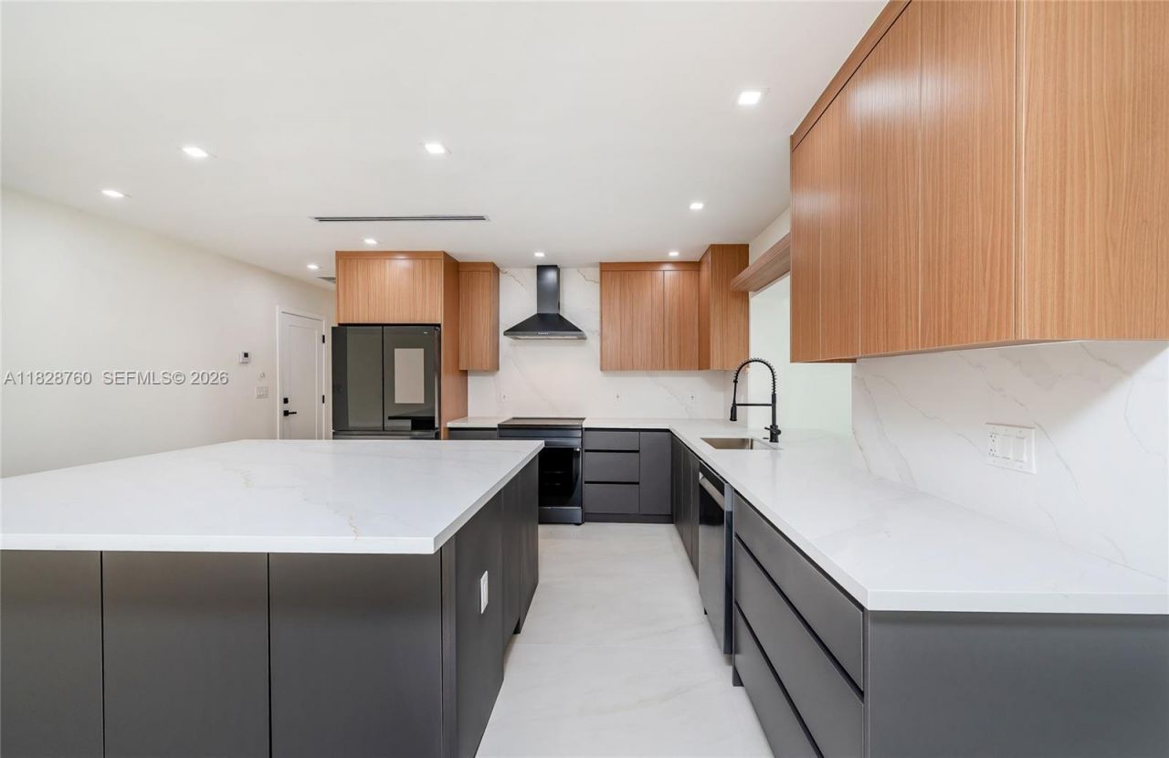 7101 E Troon Cir, Miami Lakes, FL 33014 Photo