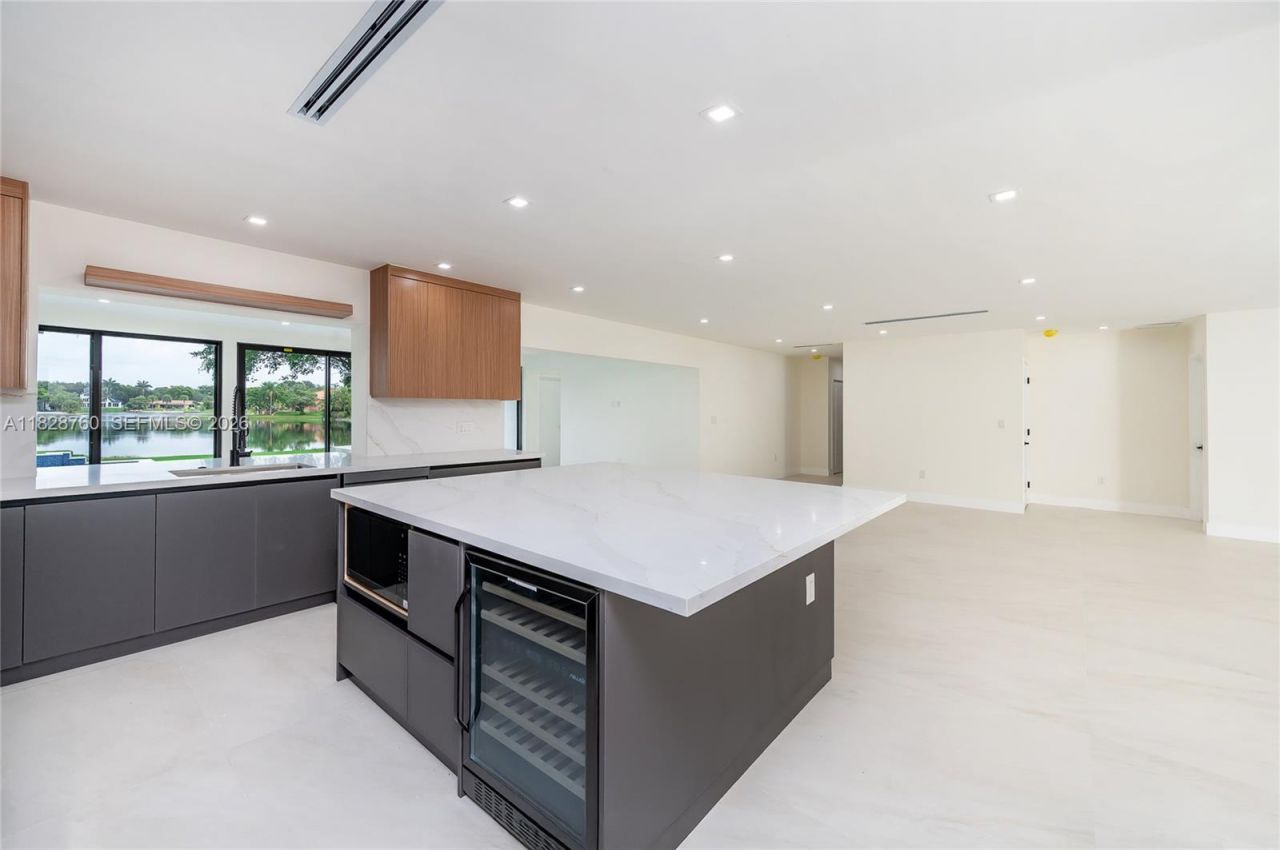 7101 E Troon Cir, Miami Lakes, FL 33014 Photo