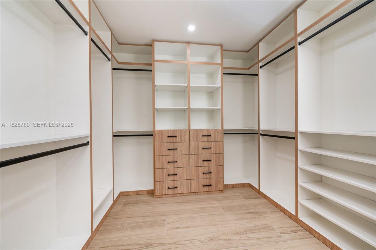 7101 E Troon Cir, Miami Lakes, FL 33014 Photo