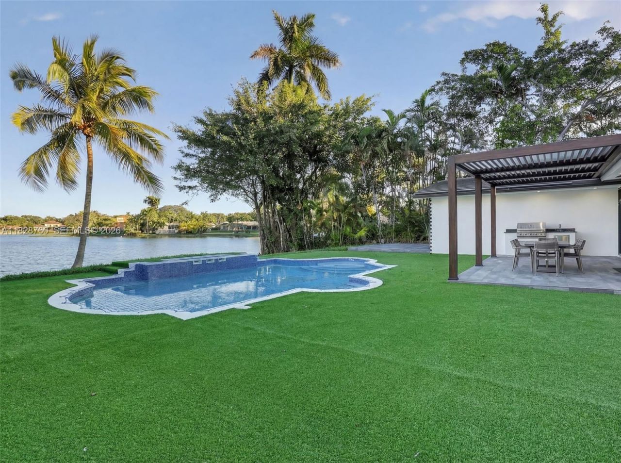 7101 E Troon Cir, Miami Lakes, FL 33014 Photo