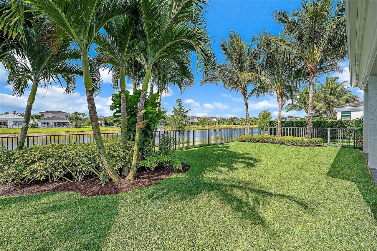 5736 Gauguin Ter, Palm Beach Gardens, FL 33418 Photo
