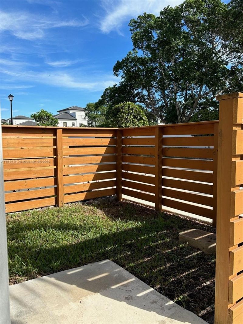 25338 SW 135th Ave, Unit 107, Homestead, FL 33032 Photo