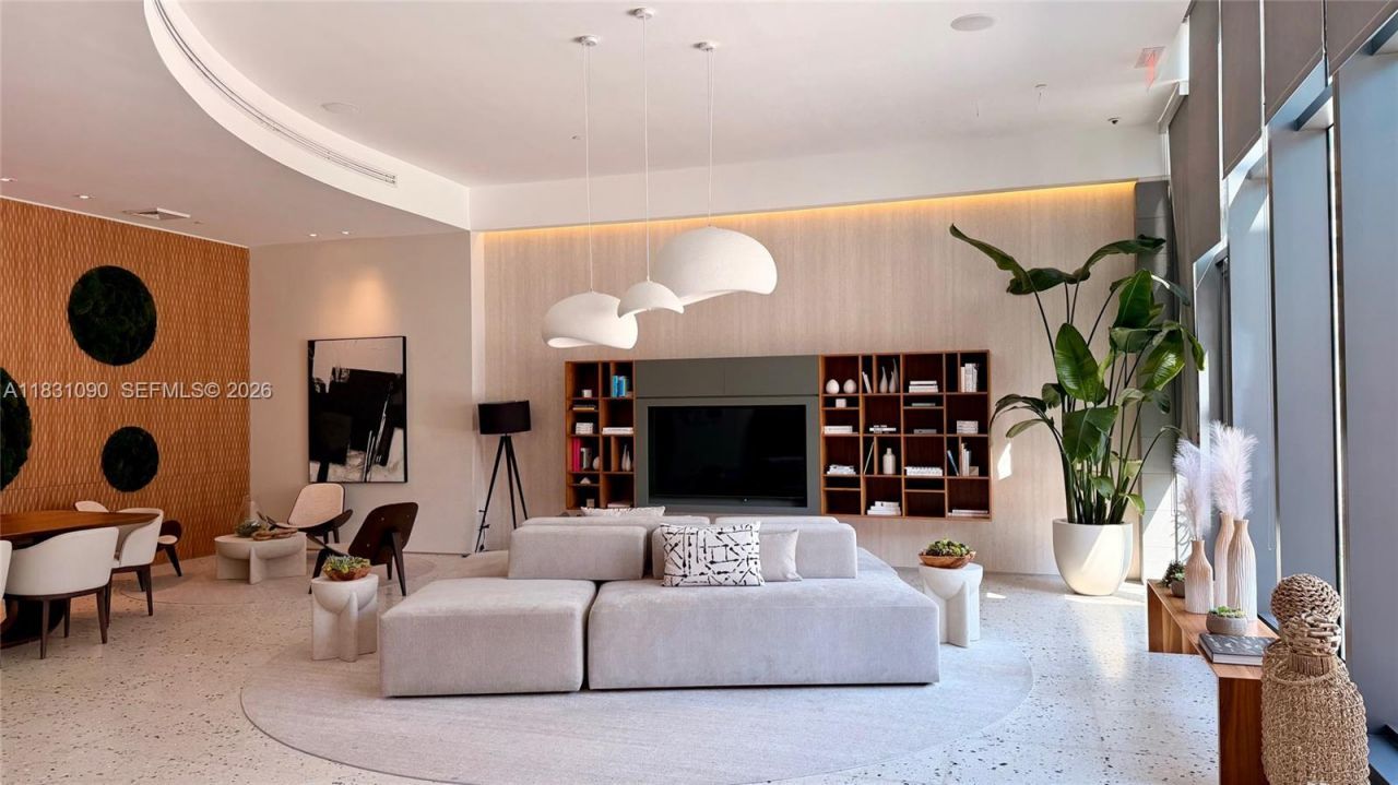 460 NE 28th St, Unit 805, Miami, FL 33137 Photo