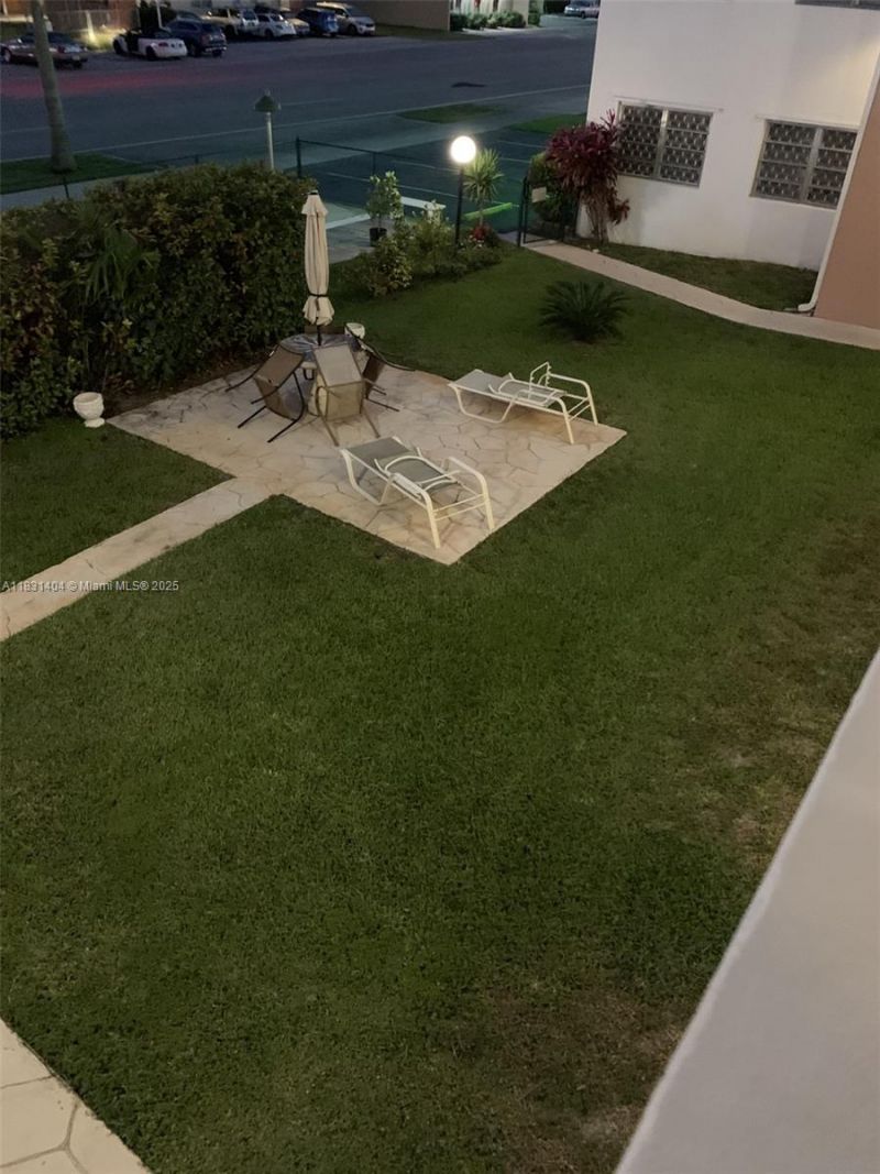 721 Atlantic Shores Blvd, Unit 306, Hallandale Beach, FL 33009 Photo