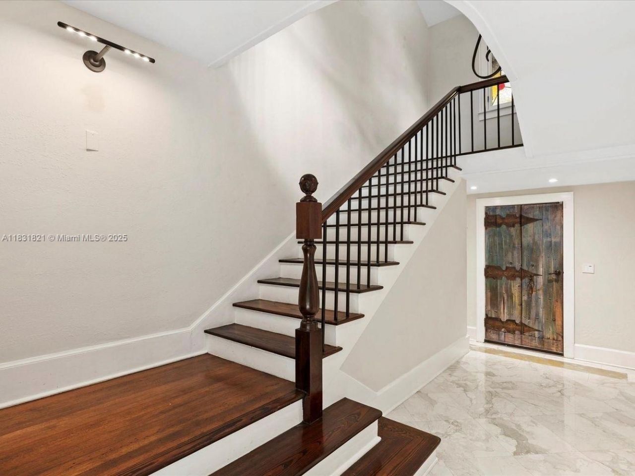 1006 S Greenway Dr, Coral Gables, FL 33134 Photo