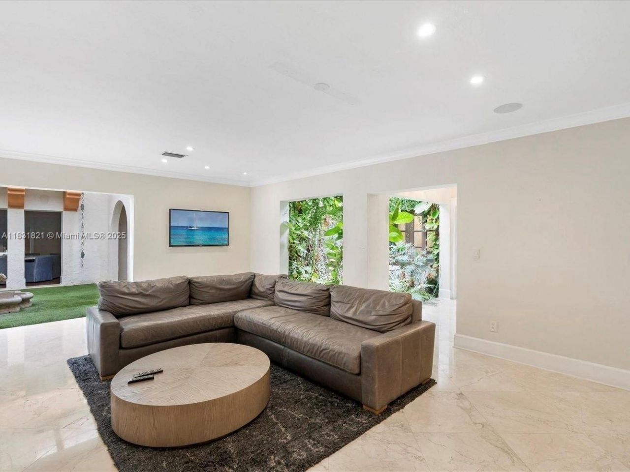 1006 S Greenway Dr, Coral Gables, FL 33134 Photo