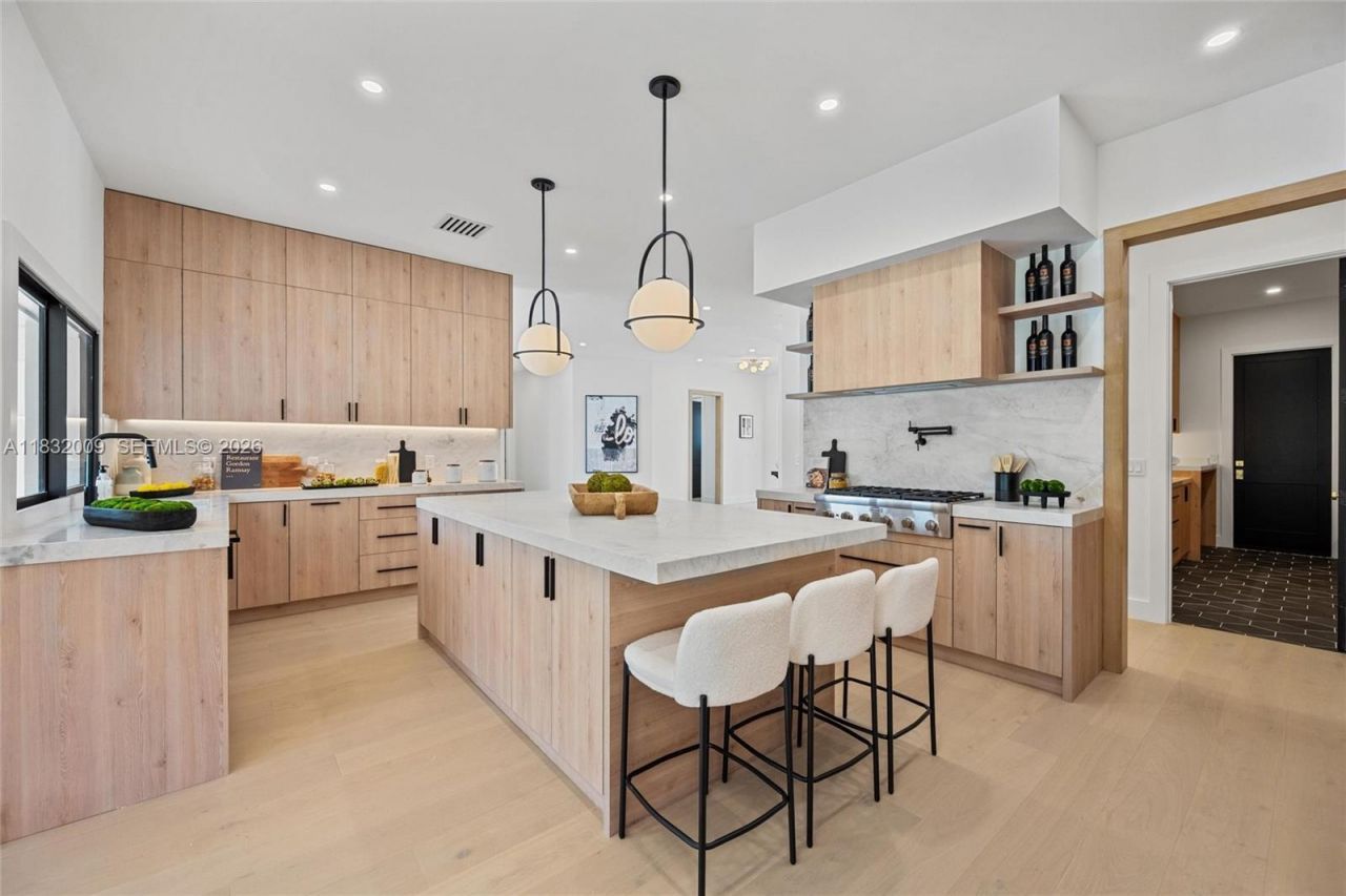 1761 Breakers West Blvd, West Palm Beach, FL 33411 Photo