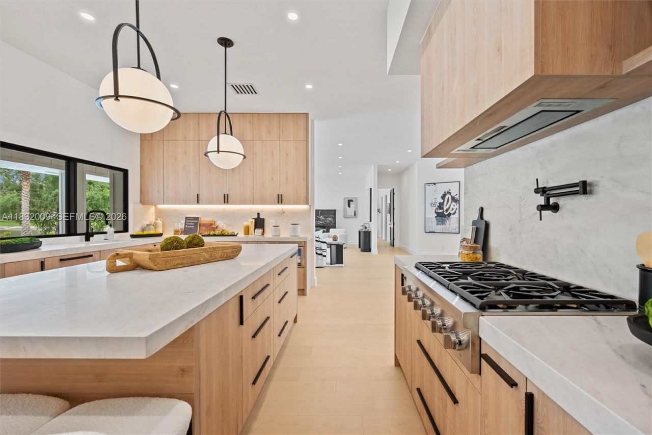 1761 Breakers West Blvd, West Palm Beach, FL 33411 Photo