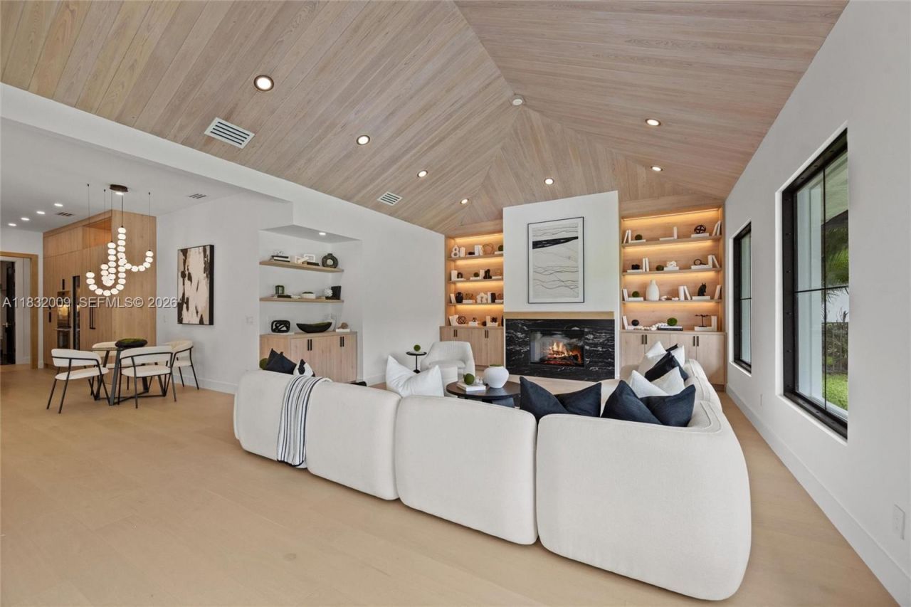 1761 Breakers West Blvd, West Palm Beach, FL 33411 Photo