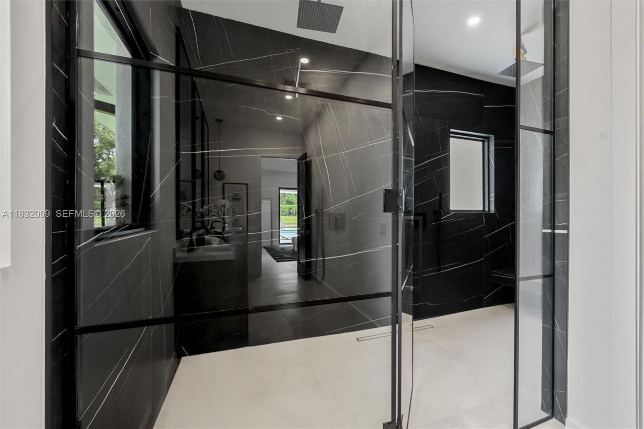 1761 Breakers West Blvd, West Palm Beach, FL 33411 Photo