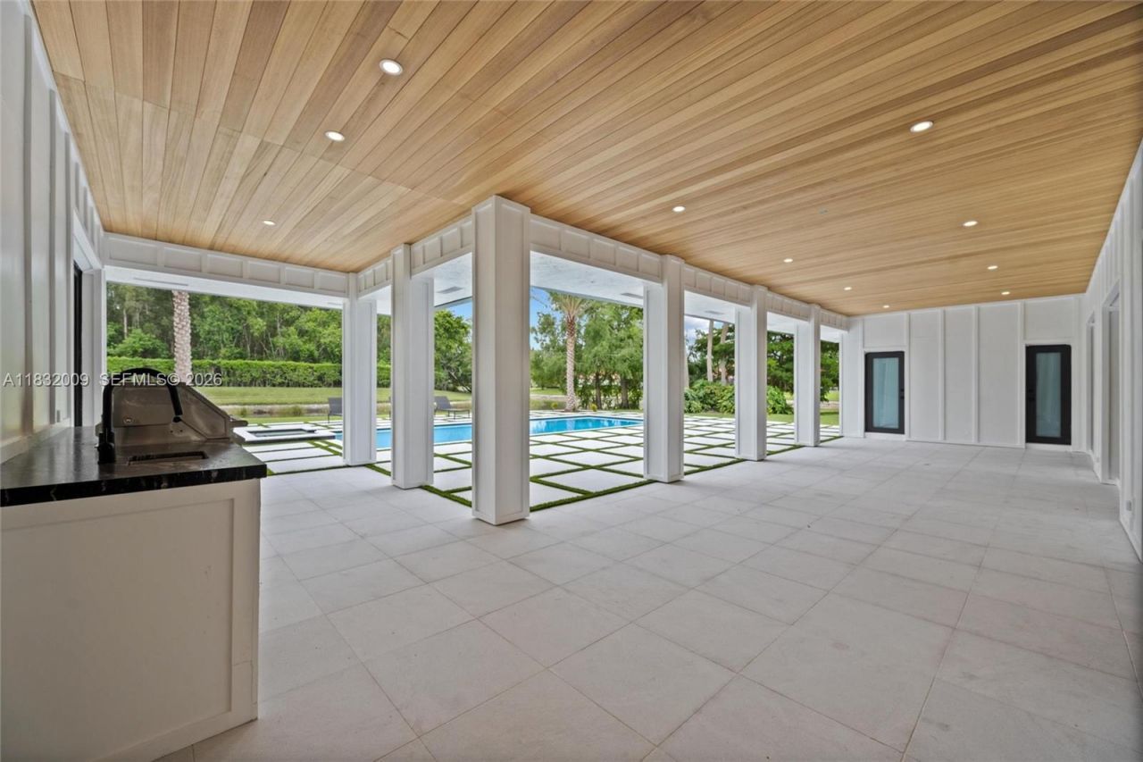 1761 Breakers West Blvd, West Palm Beach, FL 33411 Photo