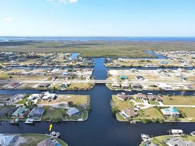 1253 NW 39th Ave, Cape Coral, FL 33993 Photo