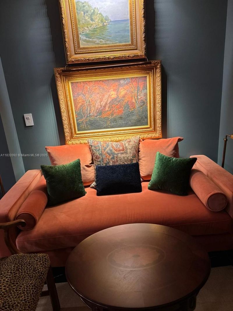 2555 Collins Ave, Unit PH114, Miami Beach, FL 33140 Photo