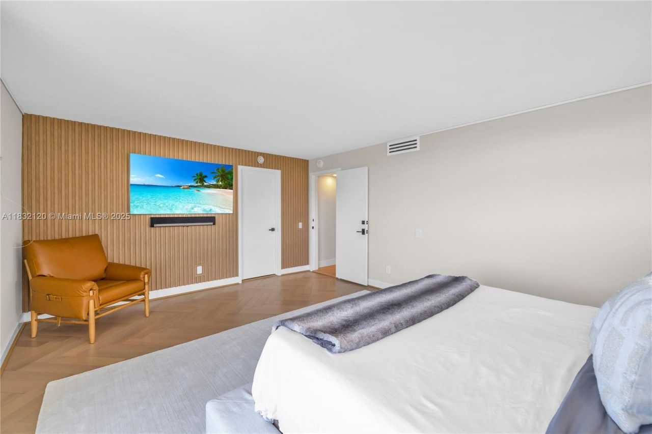 615 Ocean Dr, Unit 6A, Key Biscayne, FL 33149 Photo