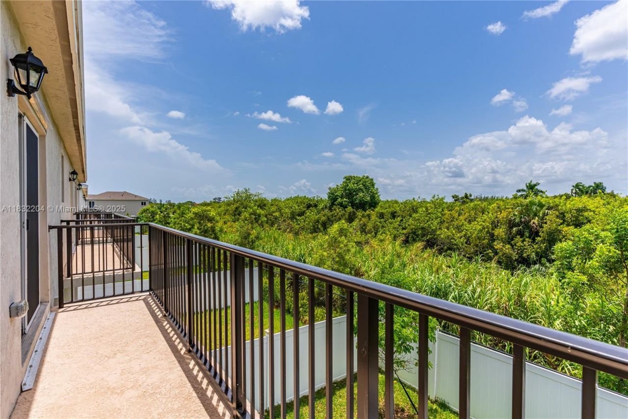 814 SE 19th St, Unit 814, Homestead, FL 33034 Photo