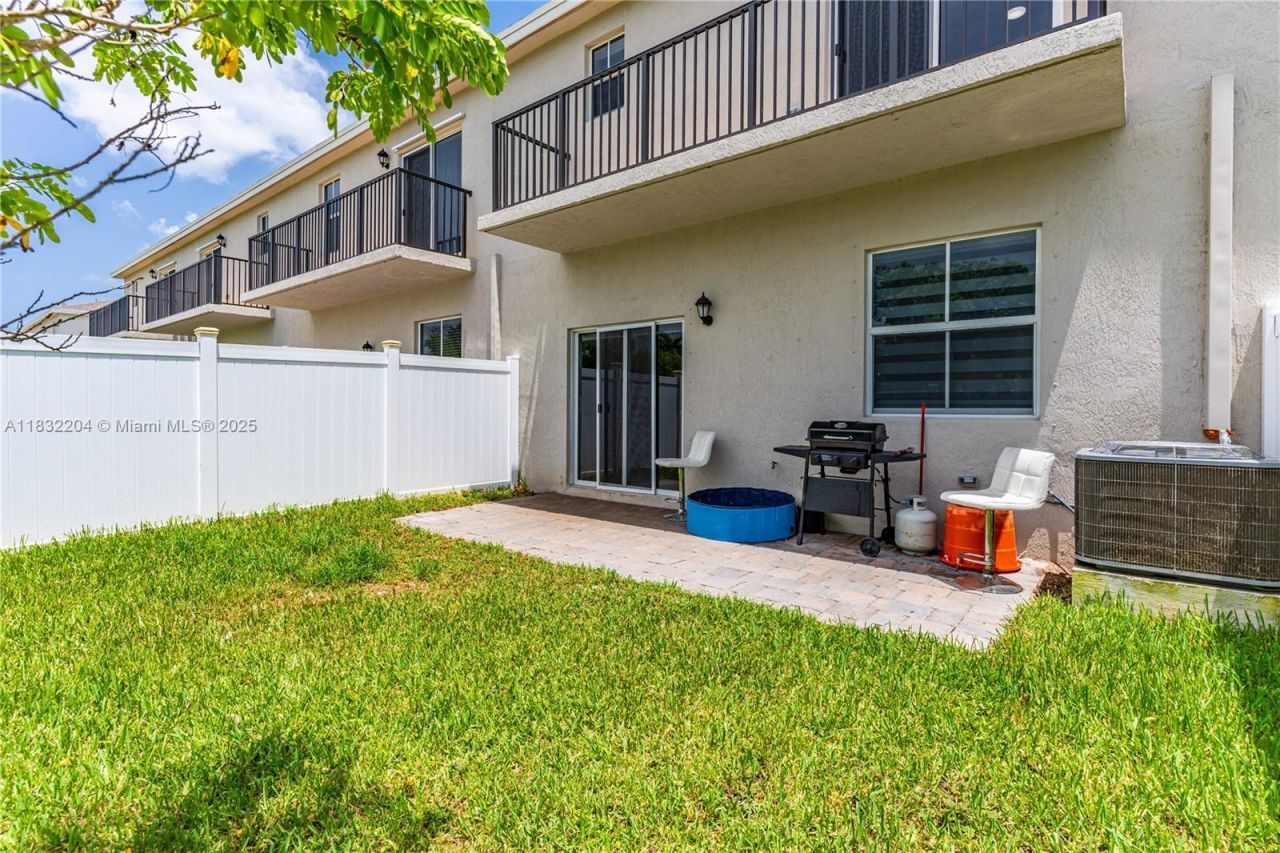 814 SE 19th St, Unit 814, Homestead, FL 33034 Photo