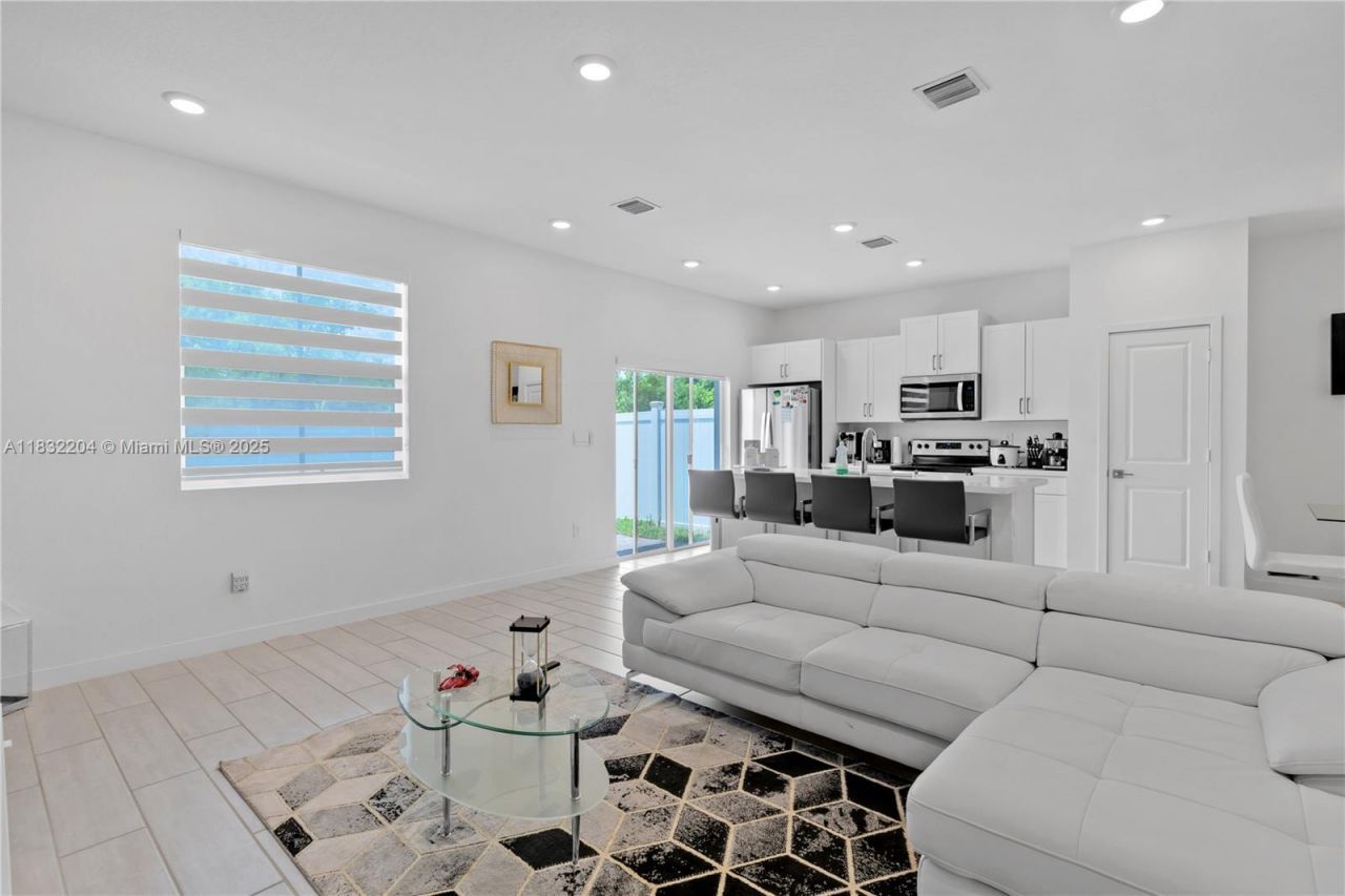 814 SE 19th St, Unit 814, Homestead, FL 33034 Photo