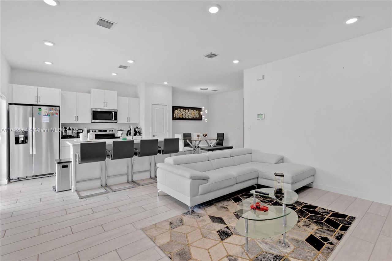 814 SE 19th St, Unit 814, Homestead, FL 33034 Photo