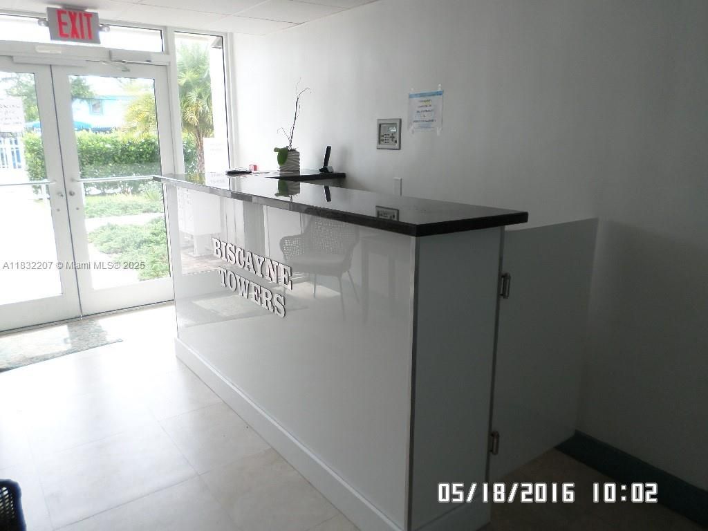 11750 NE 16th Ave, Unit 102, Miami, FL 33161 Photo