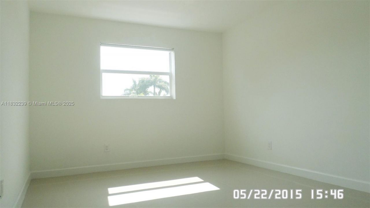 11750 NE 16th Ave, Unit 308, Miami, FL 33161 Photo