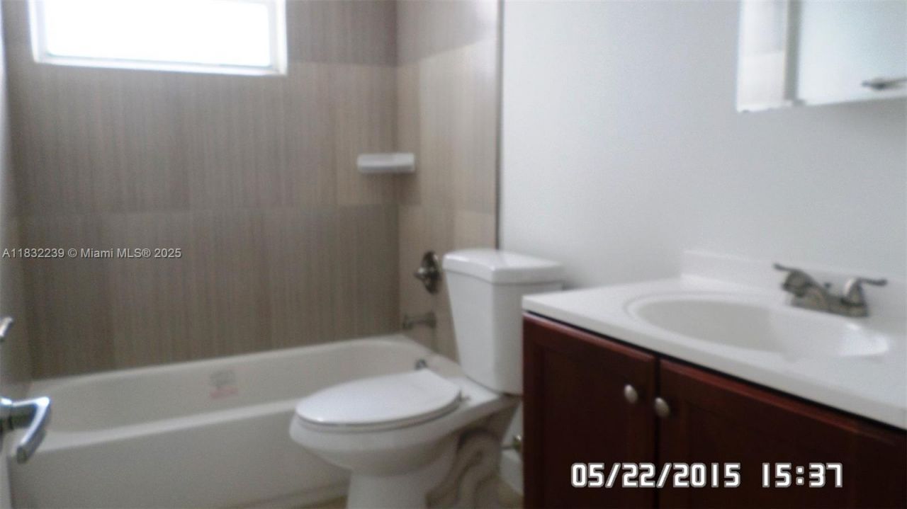 11750 NE 16th Ave, Unit 308, Miami, FL 33161 Photo