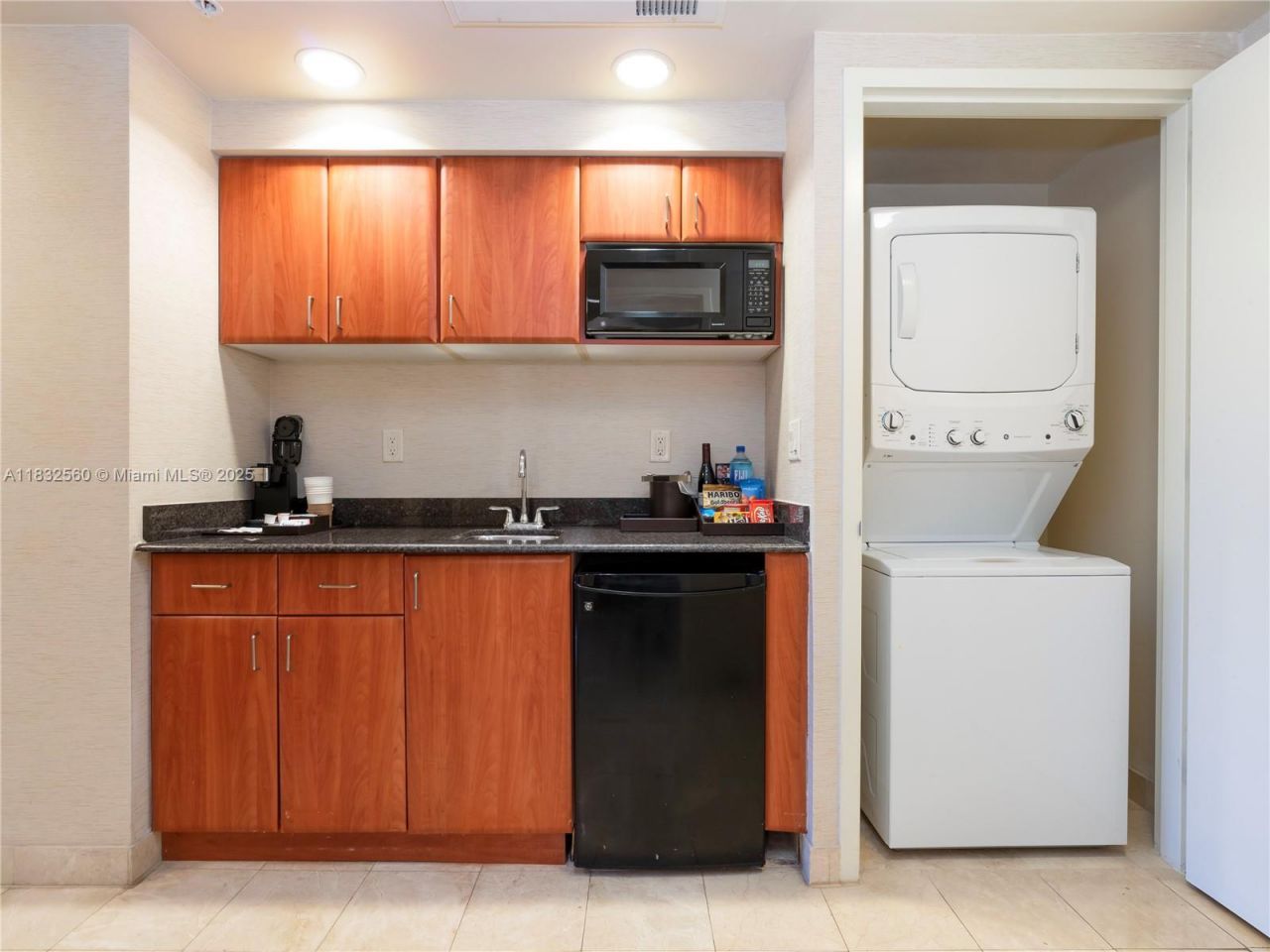 18001 Collins Ave, Unit 1107, Sunny Isles Beach, FL 33160 Photo