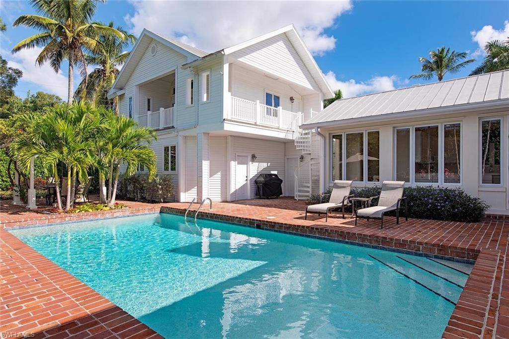 369 2nd Ave N, Naples, FL 34102 Photo