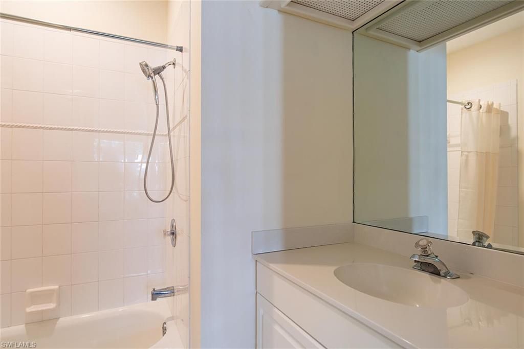 369 2nd Ave N, Naples, FL 34102 Photo