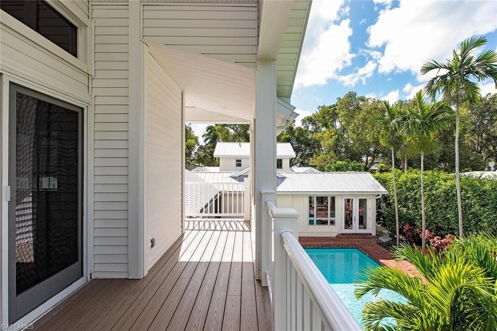 369 2nd Ave N, Naples, FL 34102 Photo