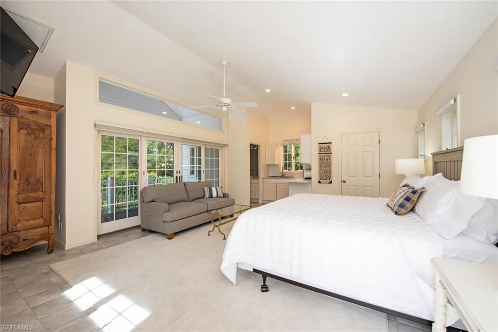 369 2nd Ave N, Naples, FL 34102 Photo