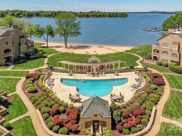 633 Portside Drive, Davidson, NC 28036