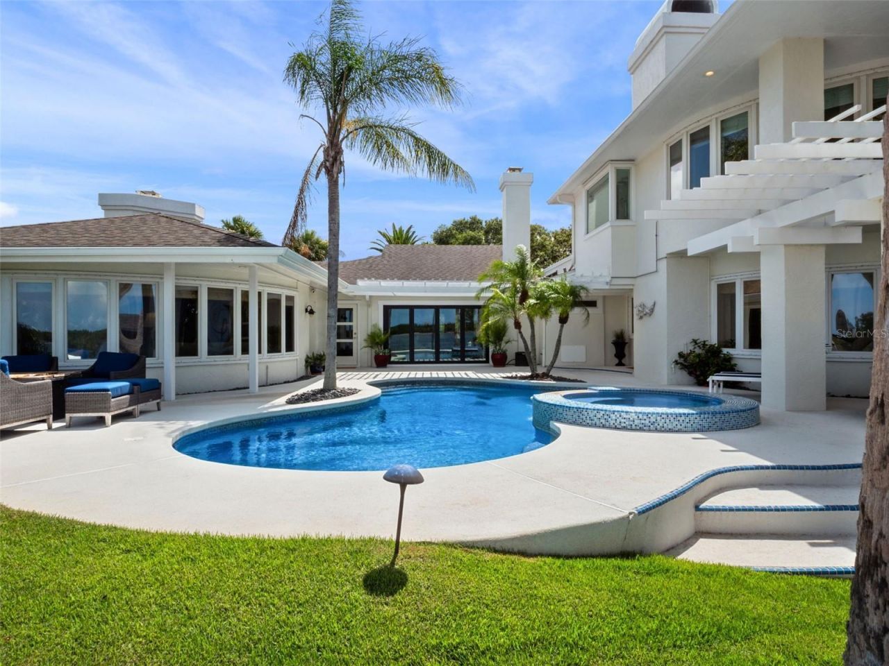 1215 Commodore Drive, New Smyrna Beach, FL 32168 Photo