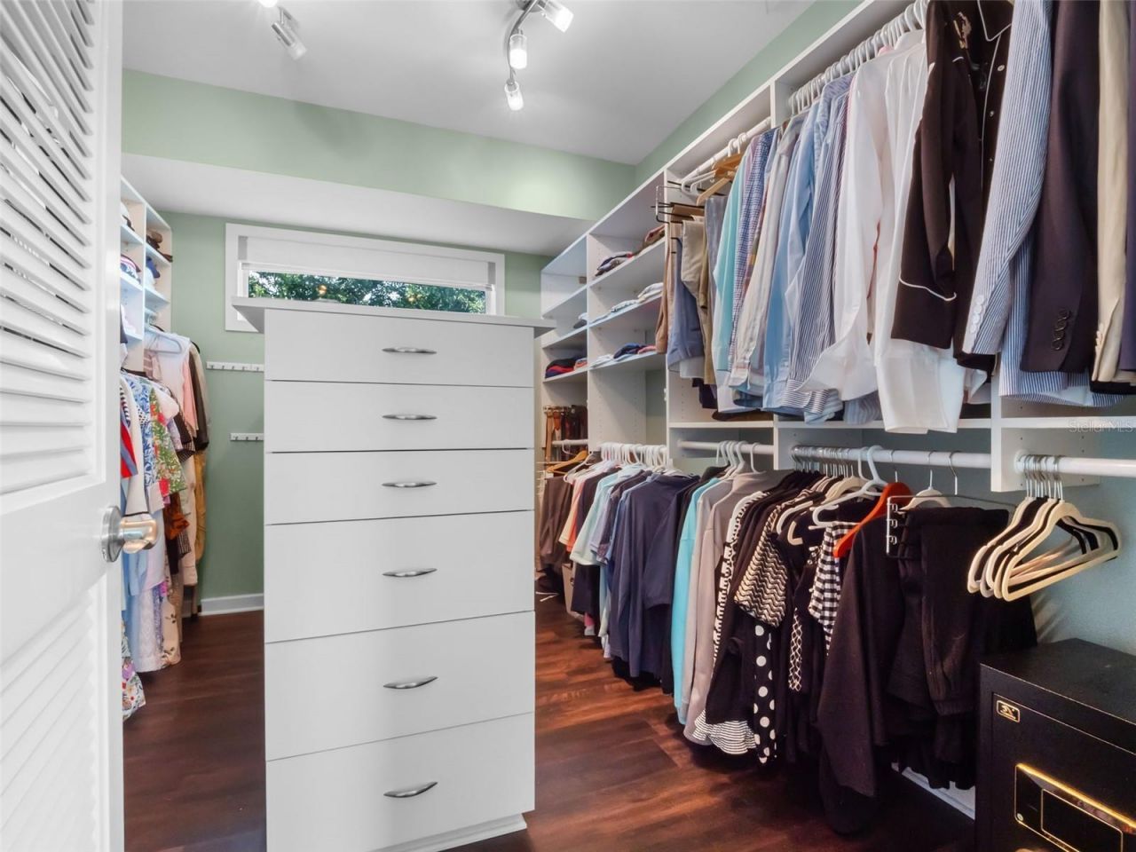 1215 Commodore Drive, New Smyrna Beach, FL 32168 Photo