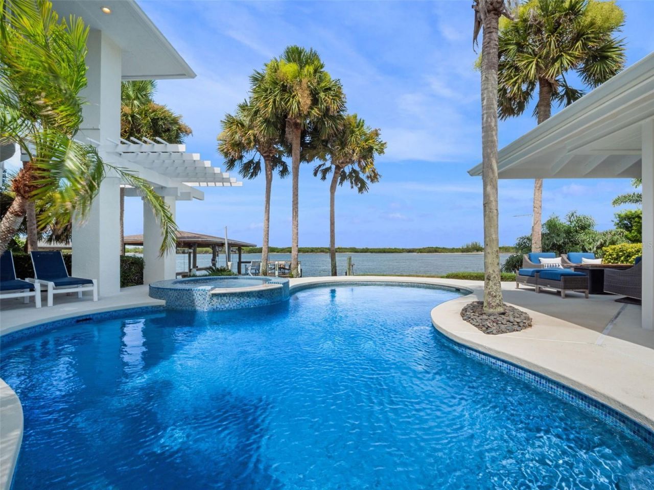 1215 Commodore Drive, New Smyrna Beach, FL 32168 Photo