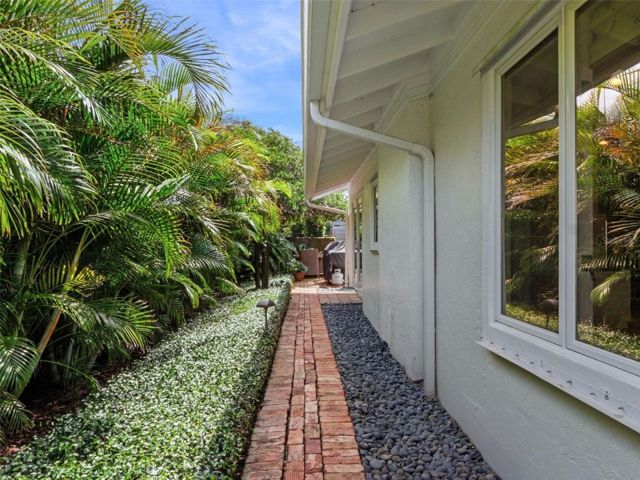 1215 Commodore Drive, New Smyrna Beach, FL 32168 Photo