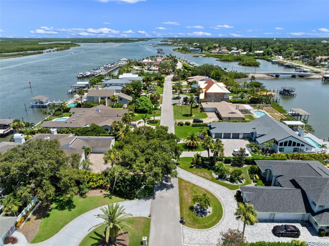 1215 Commodore Drive, New Smyrna Beach, FL 32168 Photo