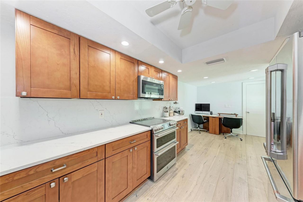 6111 Courtside Drive, Bradenton, FL 34210 Photo