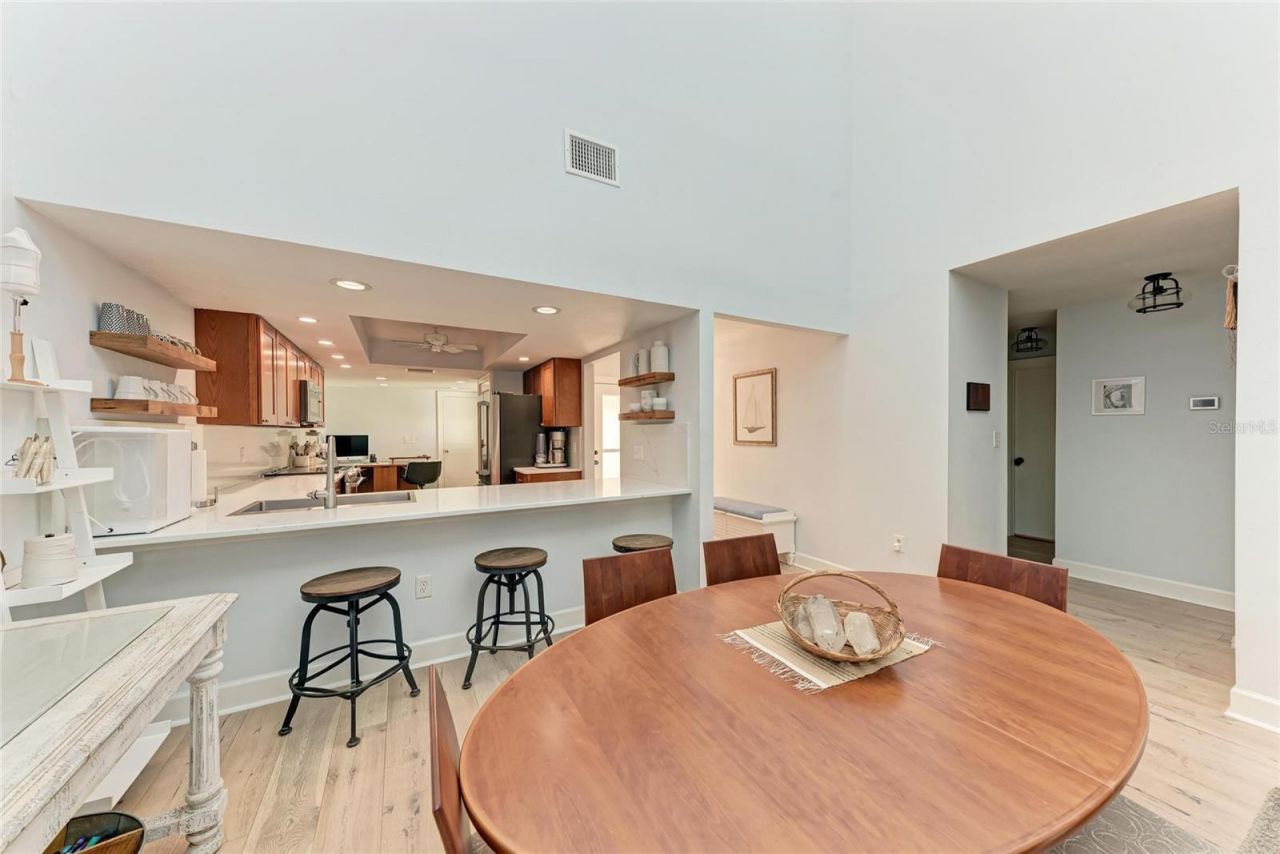 6111 Courtside Drive, Bradenton, FL 34210 Photo