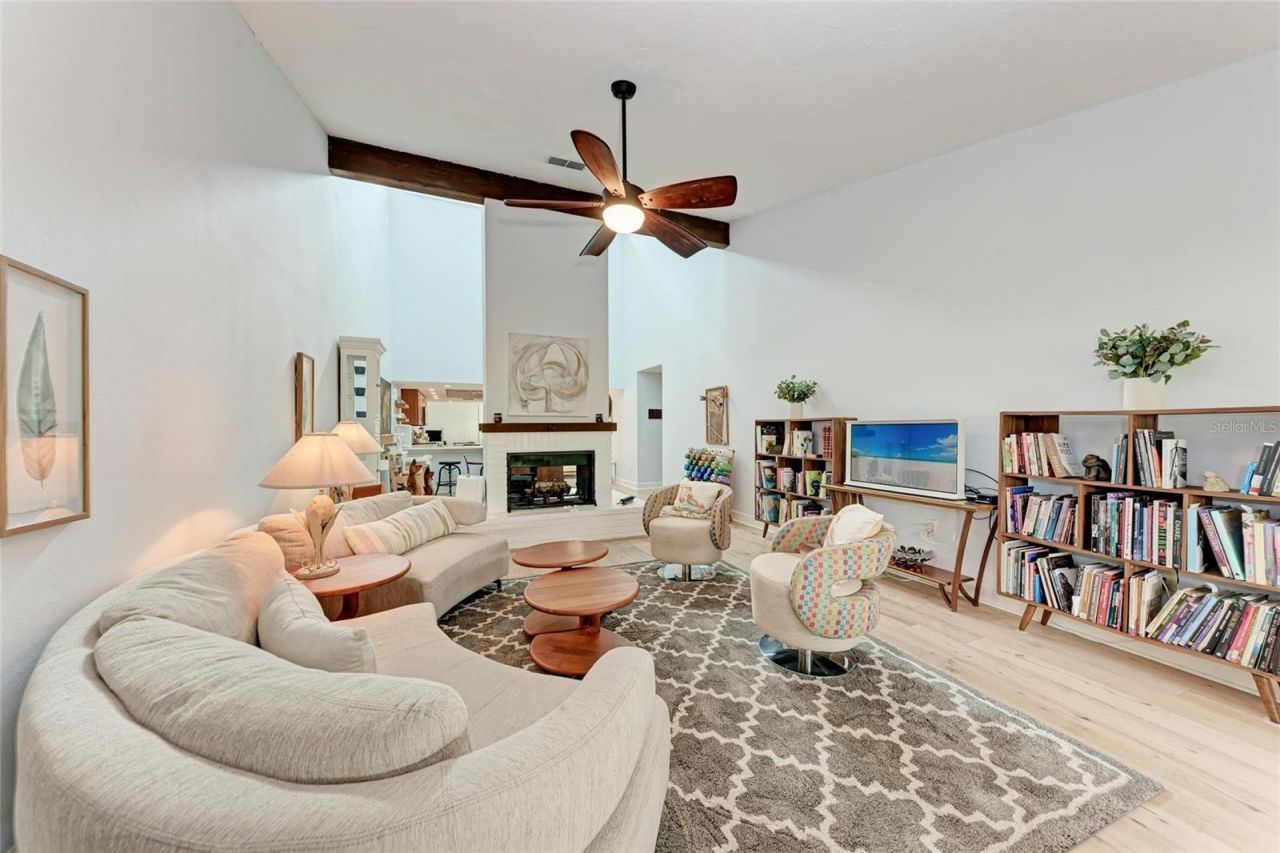 6111 Courtside Drive, Bradenton, FL 34210 Photo