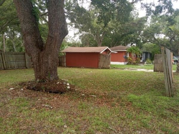 1001 PINELLAS STREET, CLEARWATER, FL 33756