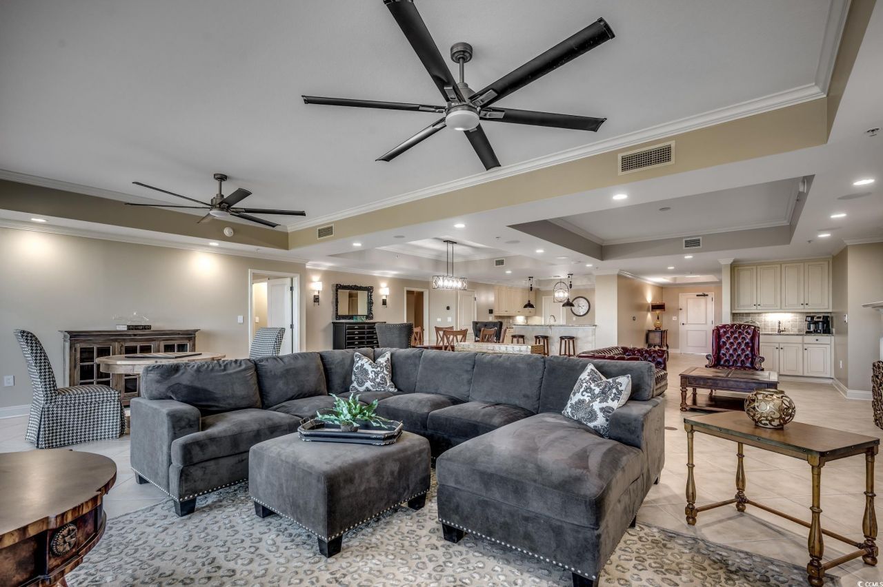 9547 Edgerton Dr. Photo 11