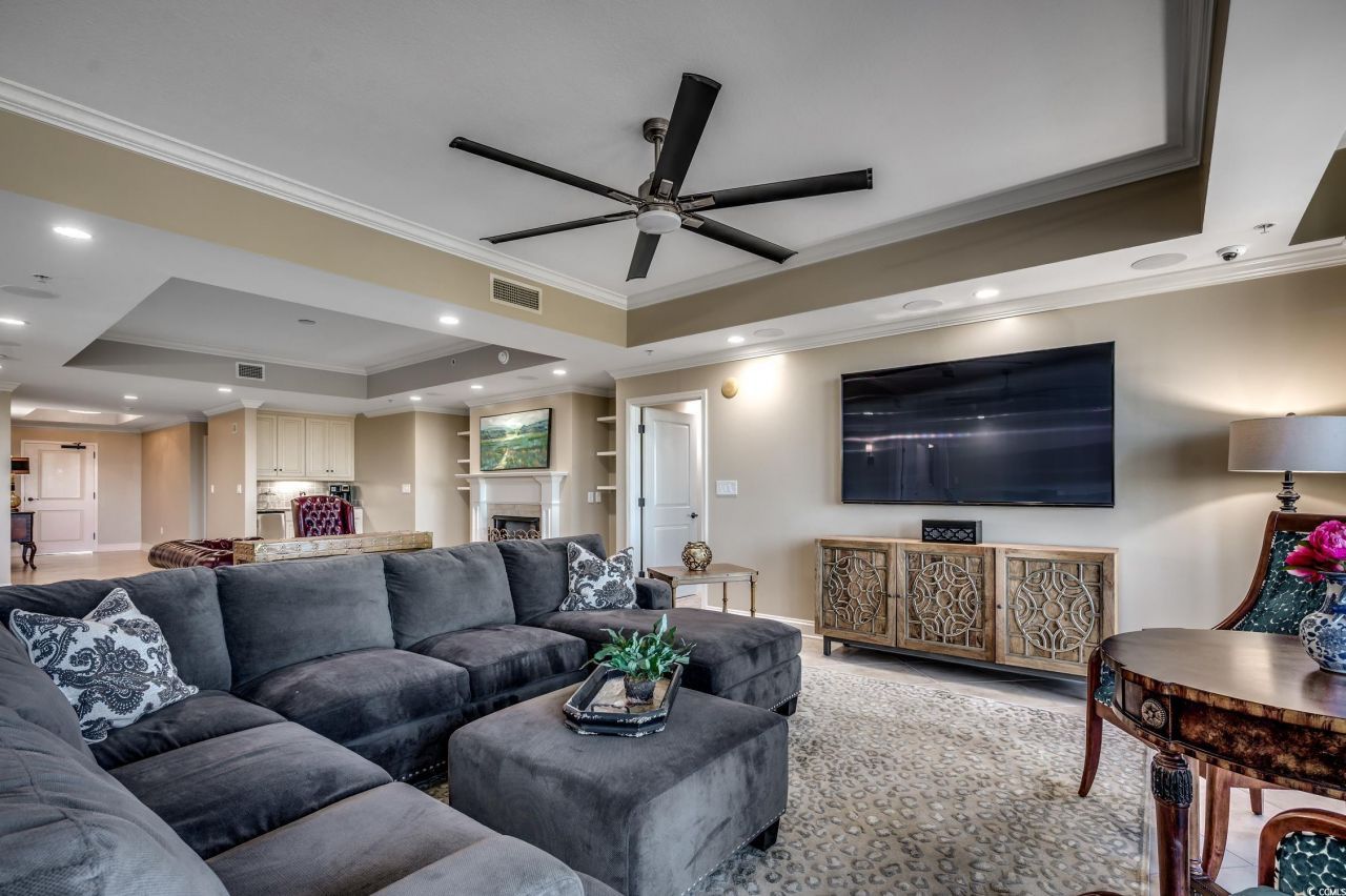 9547 Edgerton Dr. Photo 12