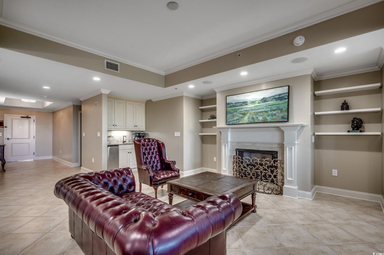 9547 Edgerton Dr. Photo 4