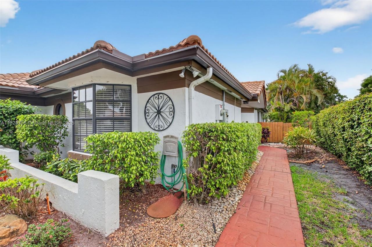 10344 Sunset Bend Dr, Boca Raton, FL 33428 Photo