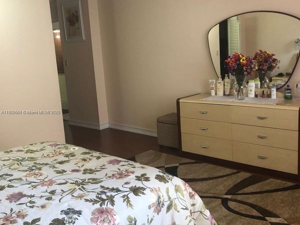 1865 S Ocean Dr, Unit 5H, Hallandale Beach, FL 33009