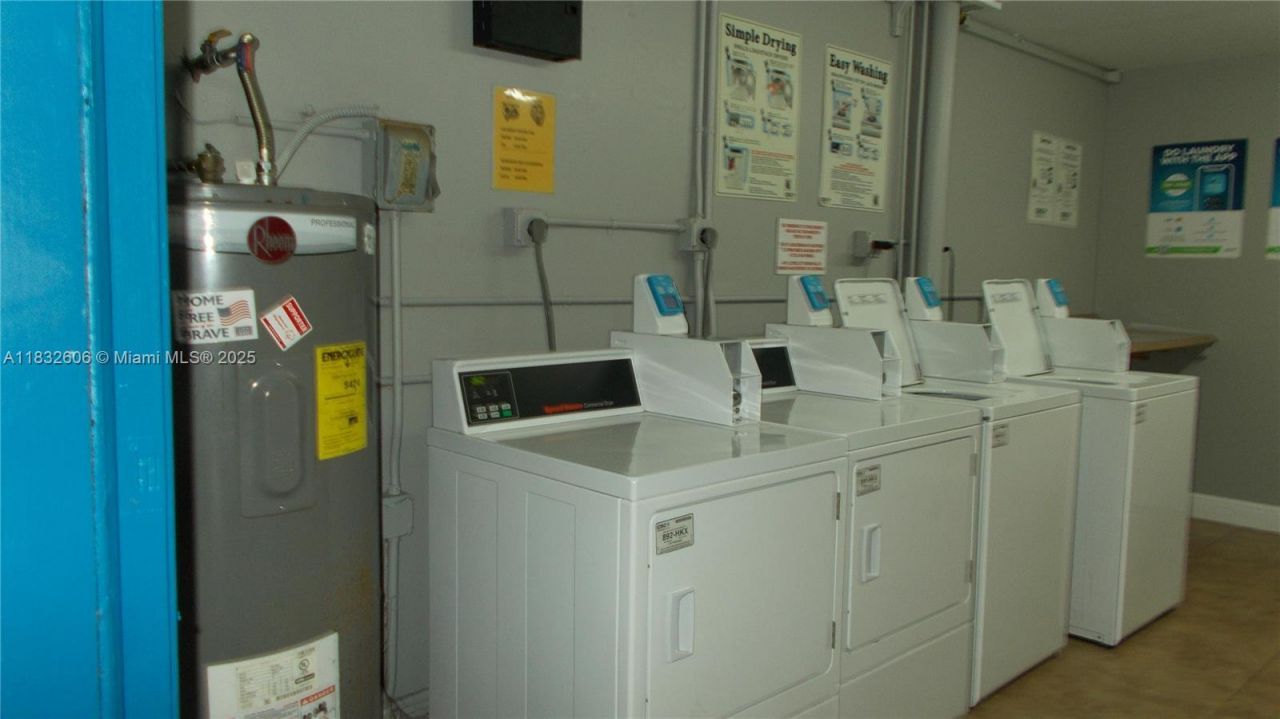 13550 SW 6th Ct, Unit 208A, Pembroke Pines, FL 33027 Photo